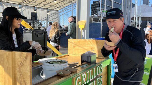 grillos-pickles-pickleball